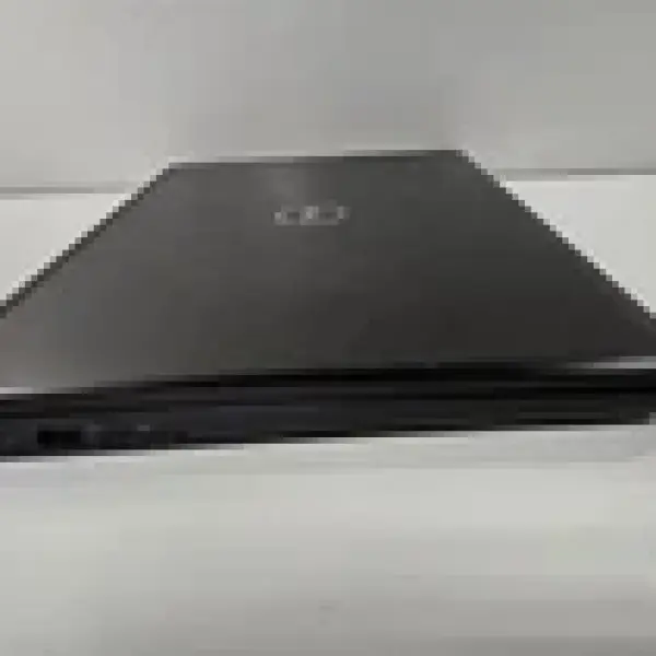 DELL 5590 Latitude i5-8350U (Variant)